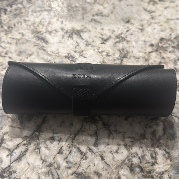 Like new Dita Arise sunglasses - Picture 2 of 3